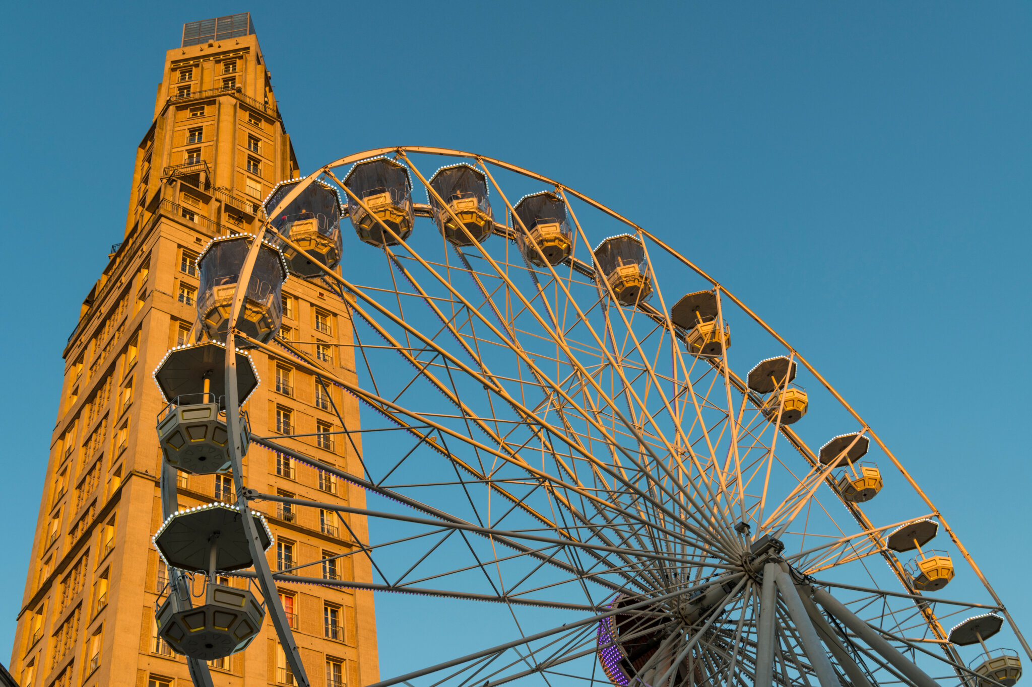 Amiens Christmas Market 2024 Dates, Locations & MustKnows