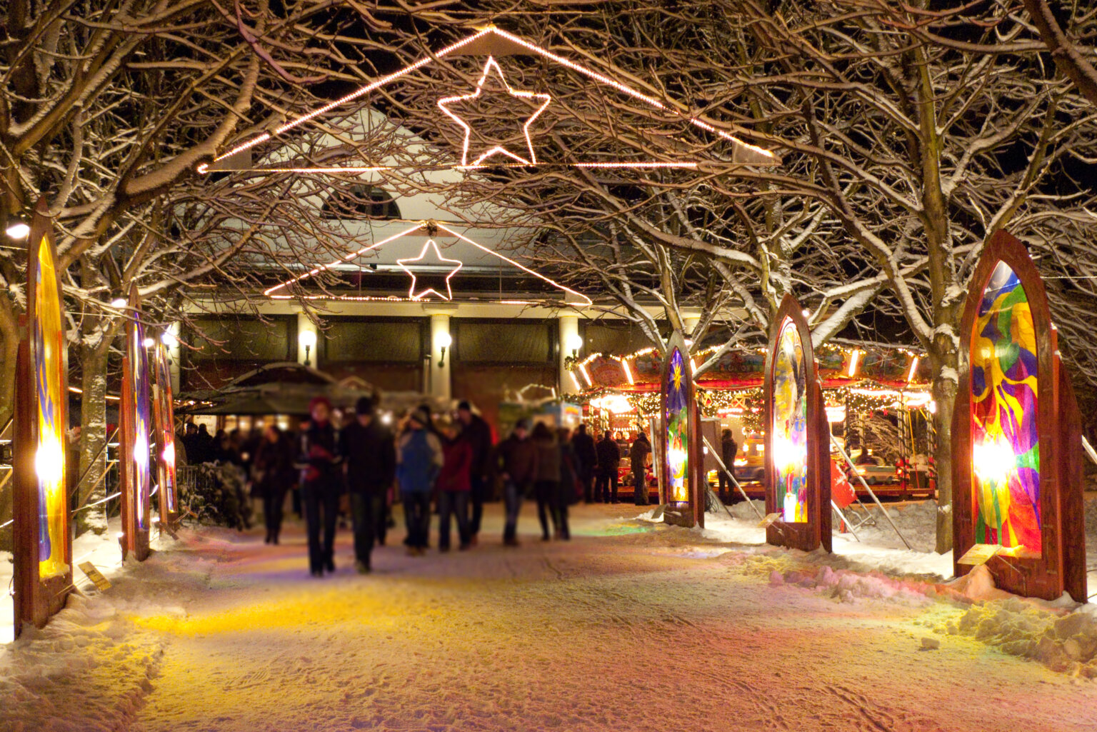 BadenBaden Christmas Market 2024 Dates, Hotels & More Christmas