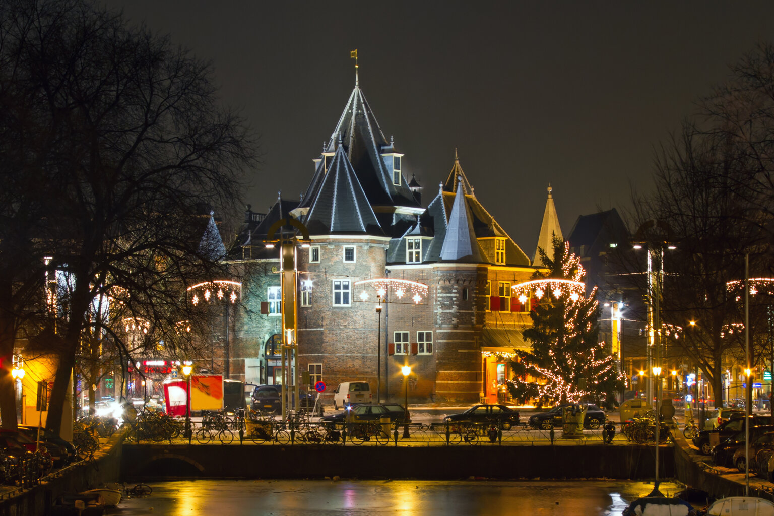 Amsterdam Christmas Markets 2024 Dates, Locations & MustKnows