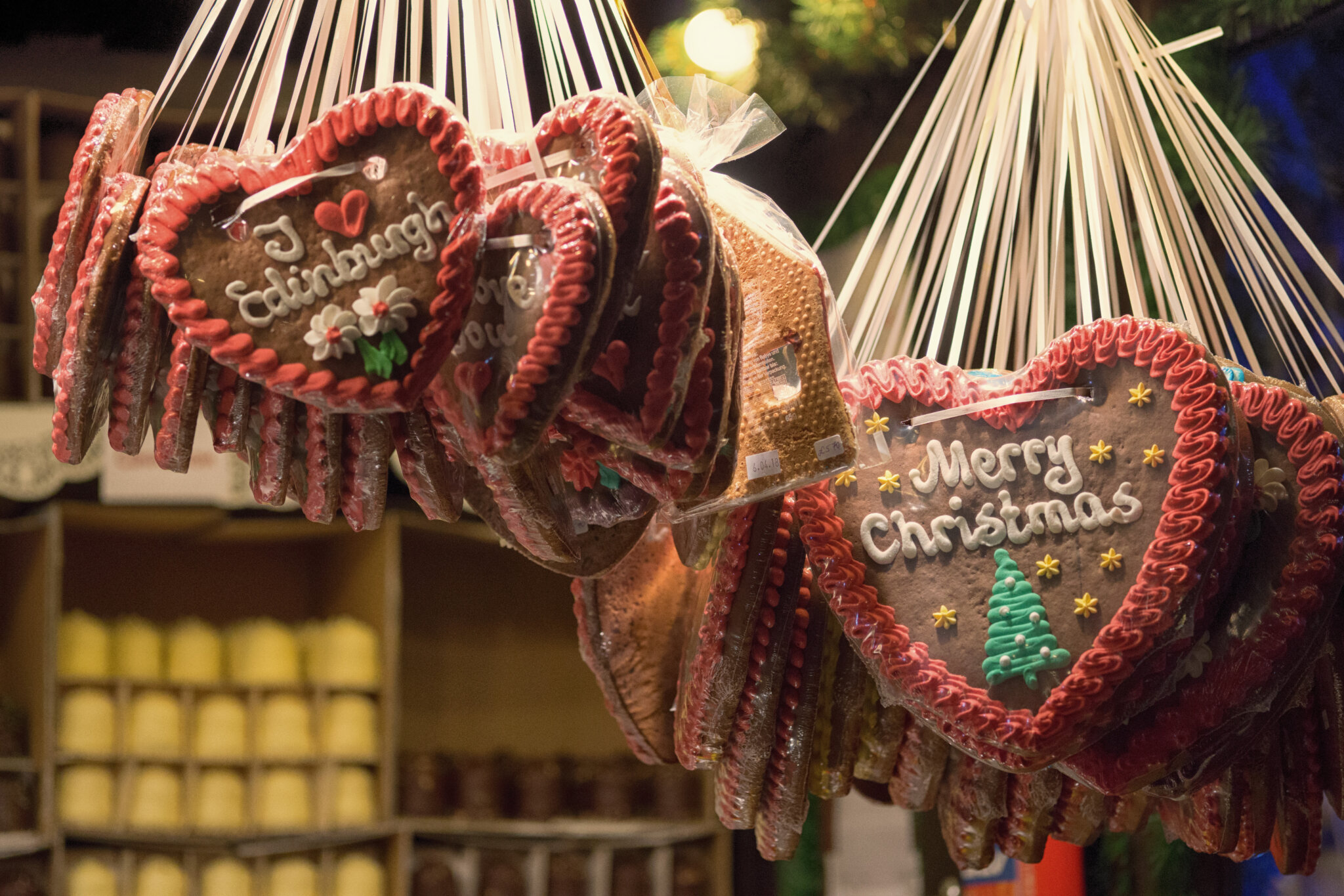 Edinburgh Christmas Markets 2024 Dates, Hotels & More Christmas