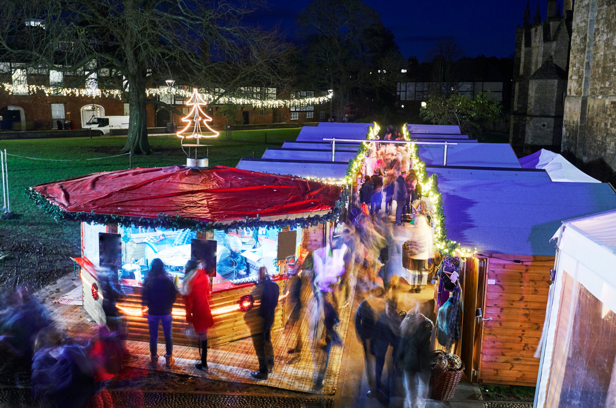 Exeter Cathedral Christmas Market 2022 | Dates, Hotels &amp; More