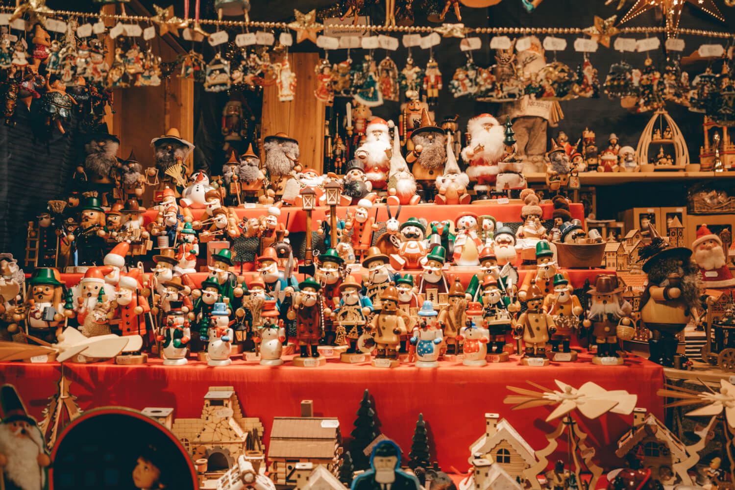 Munich Christmas Market 2024 Dates, Locations & MustKnows