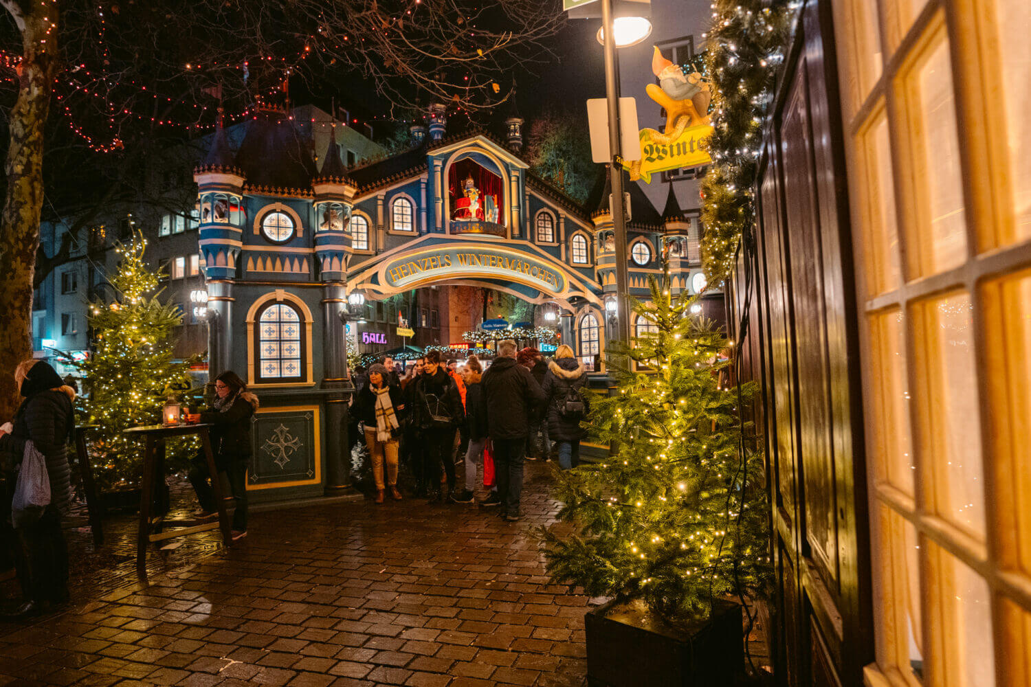 Germany Christmas 2022 Cologne Christmas Market | 2022 Dates, Locations & Must-Knows!