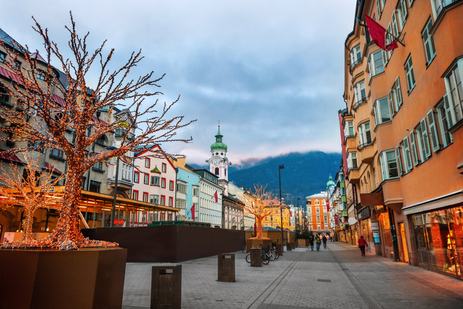 Innsbruck Christmas Markets 2024 Dates, Locations & MustKnows