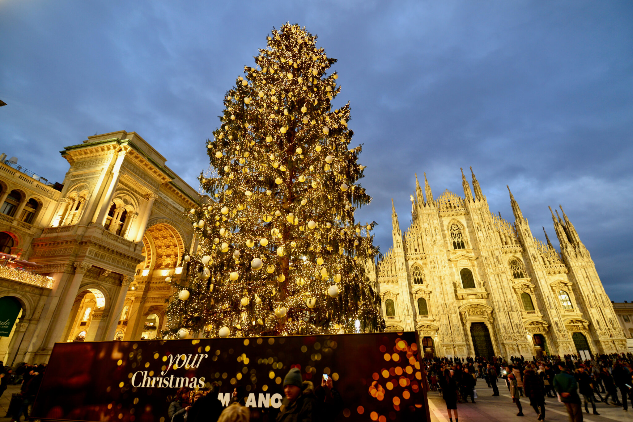 Milan Christmas Market 2024 Dates, Locations & MustKnows