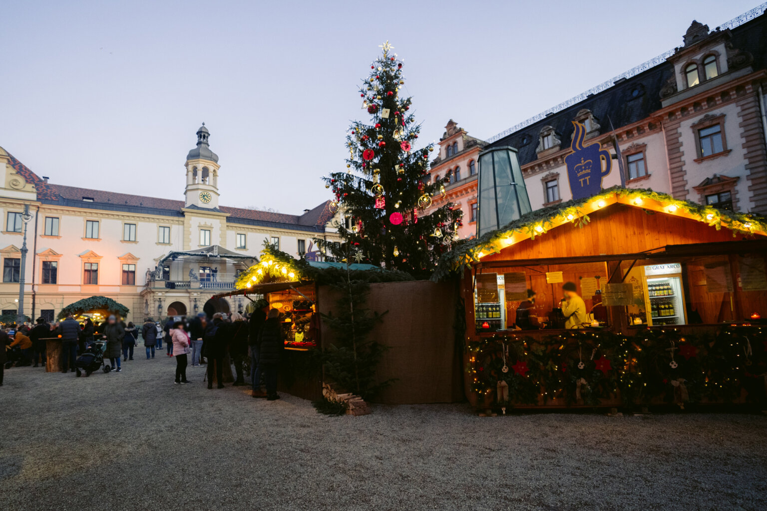 Romantic Christmas Market at Schloss Thurn und Taxis, Regensburg 2024