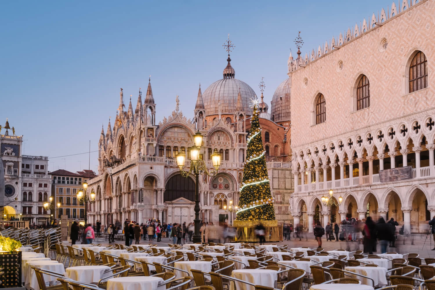 Venice Christmas Market 2024 - Idelle Marnia