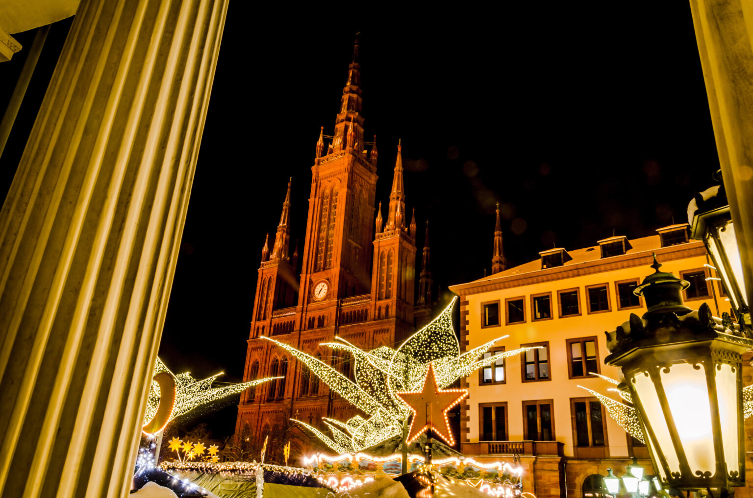 Wiesbaden Christmas Market 2024 Dates, Locations & MustKnows