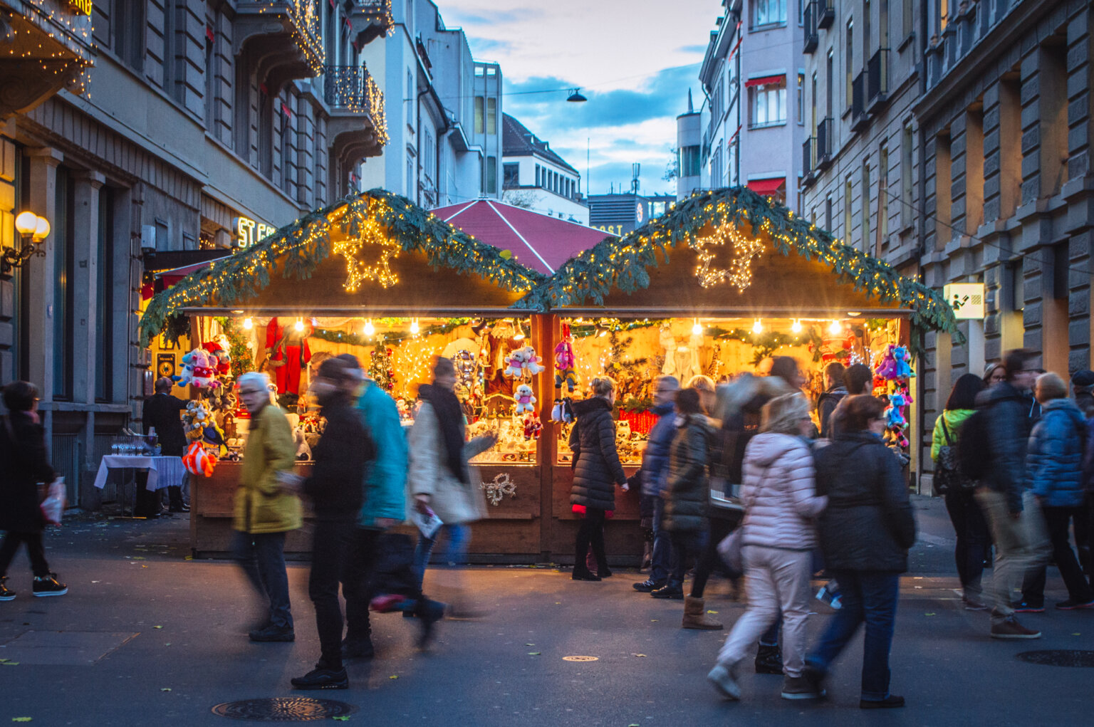 Zurich Christmas Market 2024 Dates, MustKnows & History! Christmas